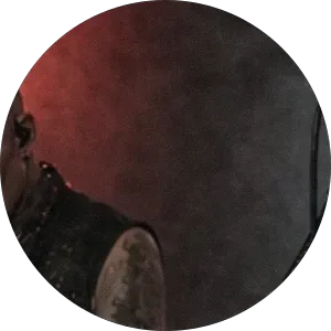 @bellalugosi avatar